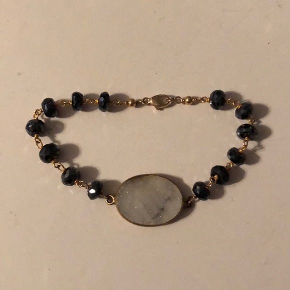 Jewelry - Druzy white stone gold bracelet